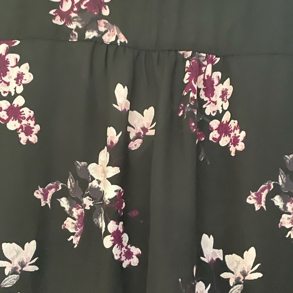 Arden tunic 🦋3 for 25🦋 - Picture 3 of 4